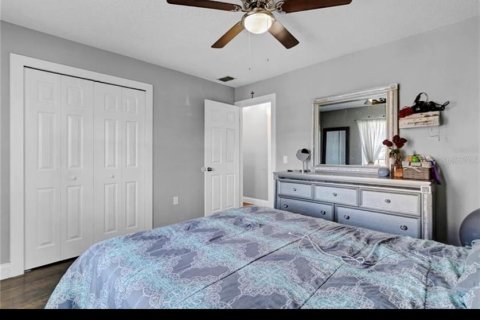 House in Apopka, Florida 3 bedrooms, 110.18 sq.m. № 1914304 - photo 12
