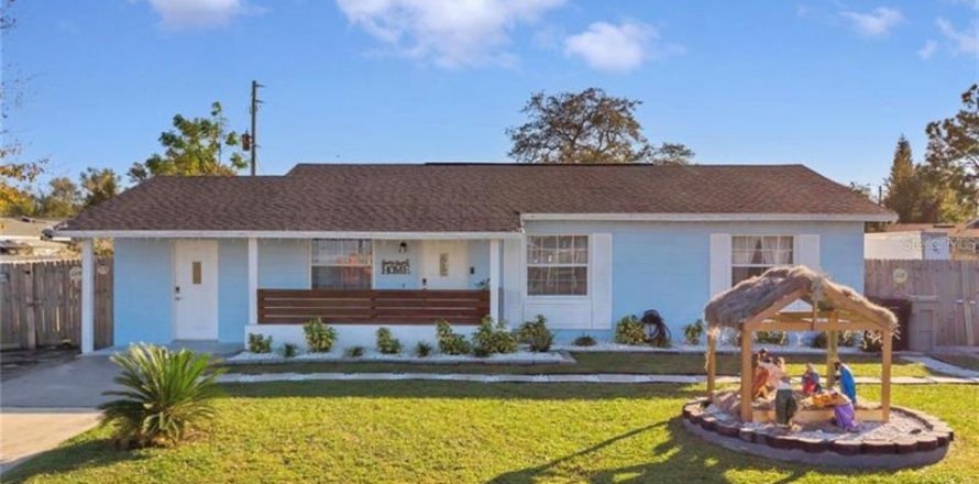 House in Apopka, Florida 3 bedrooms, 110.18 sq.m. № 1914304