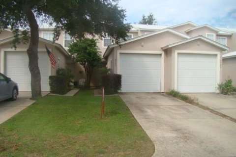 Townhouse in Navarre, Florida 3 bedrooms, 139.35 sq.m. № 590020 - photo 1