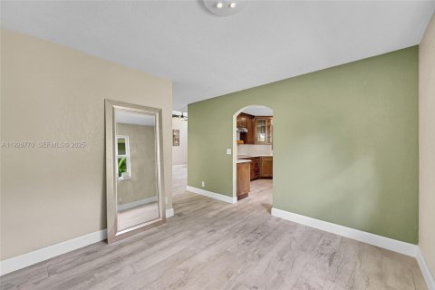 Купить виллу или дом в Коконат Крик, Флорида 3 спальни, 189.89м2, № 1986671 - фото 19