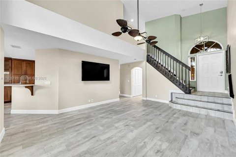 Купить виллу или дом в Коконат Крик, Флорида 3 спальни, 189.89м2, № 1986671 - фото 8