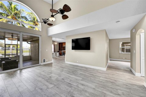 Купить виллу или дом в Коконат Крик, Флорида 3 спальни, 189.89м2, № 1986671 - фото 7