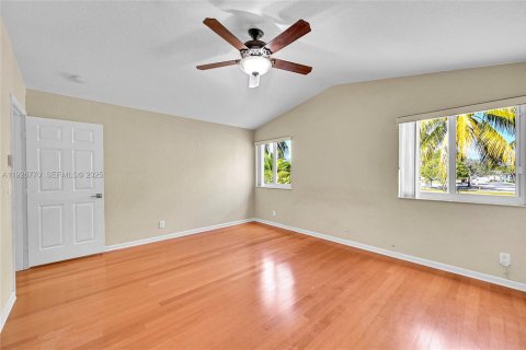 Купить виллу или дом в Коконат Крик, Флорида 3 спальни, 189.89м2, № 1986671 - фото 25