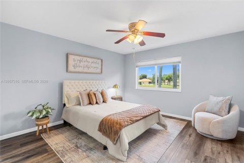 Adosado en venta en Pembroke Pines, Florida, 3 dormitorios, 160.35 m2 № 2073327 - foto 15