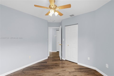 Adosado en venta en Pembroke Pines, Florida, 3 dormitorios, 160.35 m2 № 2073327 - foto 27