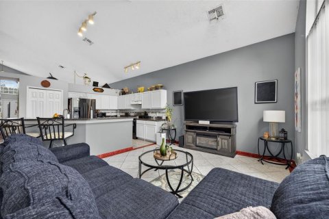 Casa en venta en Oviedo, Florida, 5 dormitorios, 225.1 m2 № 2385883 - foto 5