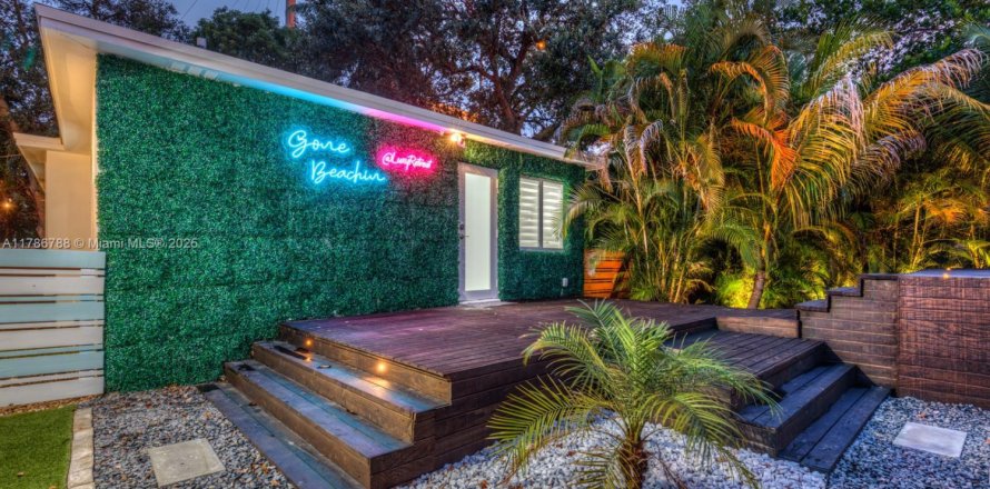 Villa ou maison à Fort Lauderdale, Floride 4 chambres, 117.24 m2 № 1646987