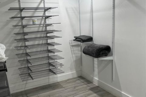 Propiedad comercial en venta en Miami, Florida, 310.76 m2 № 2034094 - foto 21