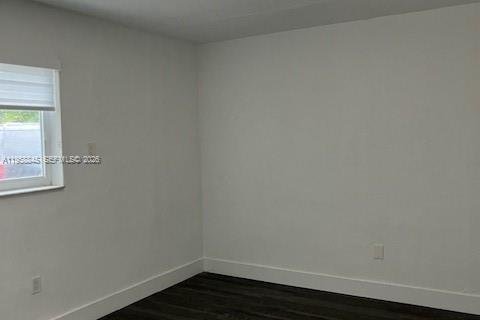 Propiedad comercial en venta en Miami, Florida, 310.76 m2 № 2034094 - foto 13