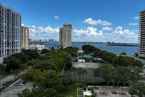 Condominio en venta en Miami, Florida, 2 dormitorios, 144.09 m2 № 1950053 - foto 4