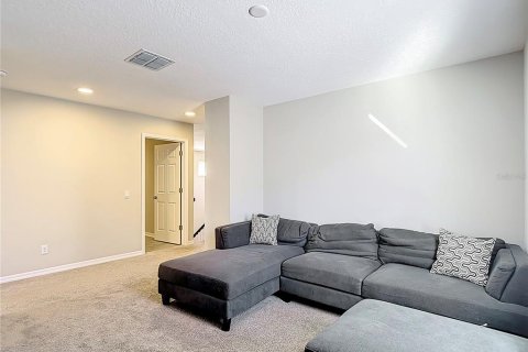 Casa en venta en Zephyrhills, Florida, 4 dormitorios, 240.15 m2 № 1901945 - foto 22