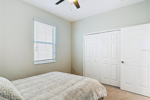 Casa en venta en Zephyrhills, Florida, 4 dormitorios, 240.15 m2 № 1901945 - foto 30