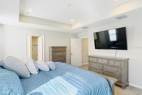 Casa en venta en Zephyrhills, Florida, 4 dormitorios, 240.15 m2 № 1901945 - foto 25