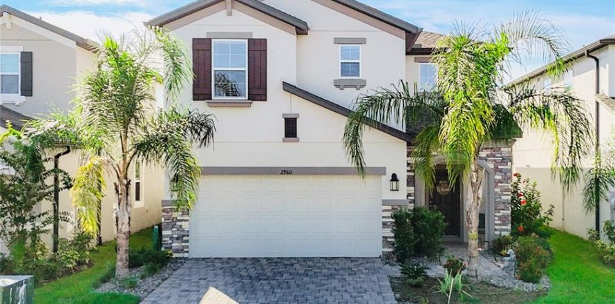 Casa en Zephyrhills, Florida 4 dormitorios, 240.15 m2 № 1901945