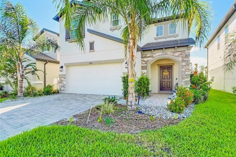 Casa en venta en Zephyrhills, Florida, 4 dormitorios, 240.15 m2 № 1901945 - foto 3