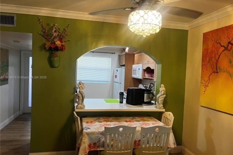 Купить кондоминиум в Санрайз, Флорида 2 спальни, 101.26м2, № 1973984 - фото 6