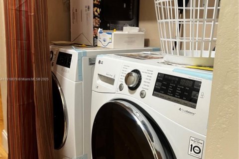 Купить кондоминиум в Санрайз, Флорида 2 спальни, 101.26м2, № 1973984 - фото 11