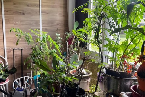 Купить кондоминиум в Санрайз, Флорида 2 спальни, 101.26м2, № 1973984 - фото 14