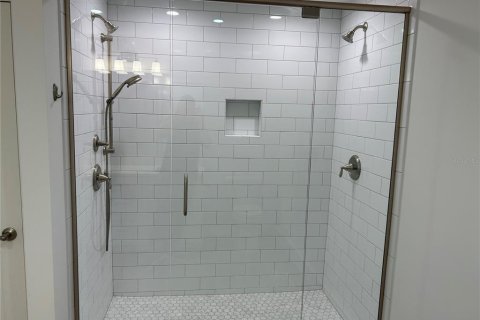 Villa ou maison à louer à Ocala, Floride: 4 chambres, 211.45 m2 № 2402864 - photo 15