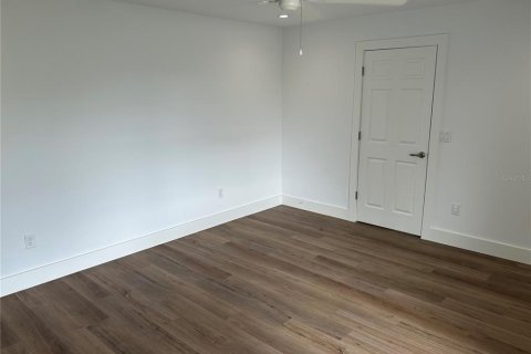 Villa ou maison à louer à Ocala, Floride: 4 chambres, 211.45 m2 № 2402864 - photo 18