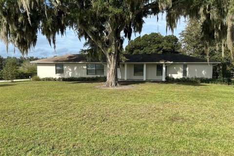 Villa ou maison à Ocala, Floride 4 chambres, 211.45 m2 № 2402864