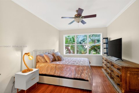 Condominio en alquiler en Miami Beach, Florida, 2 dormitorios, 69.68 m2 № 2008439 - foto 12