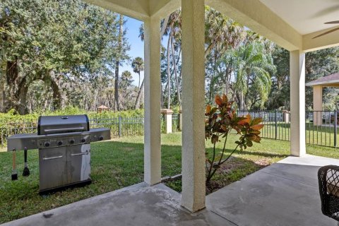House in Palmetto, Florida 3 bedrooms, 243.68 sq.m. № 2429254 - photo 10