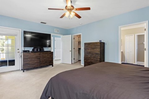 House in Palmetto, Florida 3 bedrooms, 243.68 sq.m. № 2429254 - photo 2