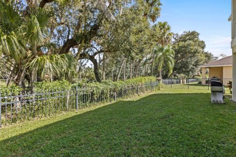 House in Palmetto, Florida 3 bedrooms, 243.68 sq.m. № 2429254 - photo 12