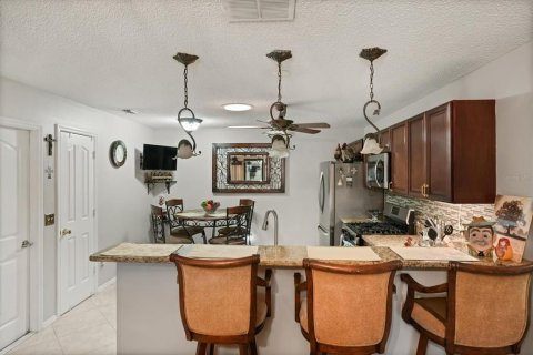 Casa en venta en The Villages, Florida, 2 dormitorios, 107.77 m2 № 1857889 - foto 6