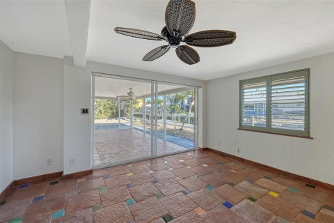 Купить виллу или дом в Лонгбоут-Ки, Флорида 3 комнаты, 125.05м2, № 1564633 - фото 18