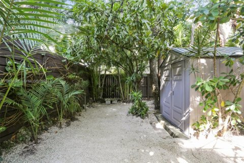 Copropriété à vendre à Miami, Floride: 2 chambres, 111.48 m2 № 2010956 - photo 18