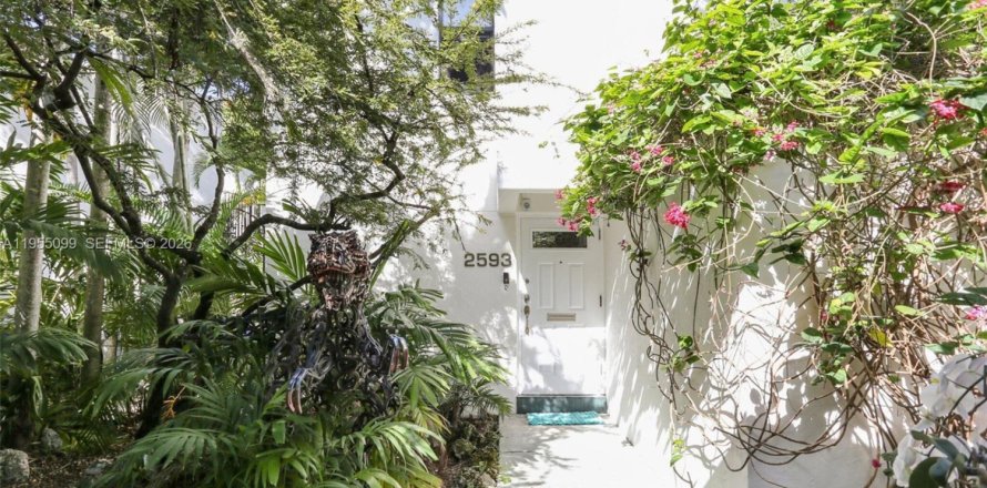 Condo à Miami, Floride, 2 chambres  № 2010956