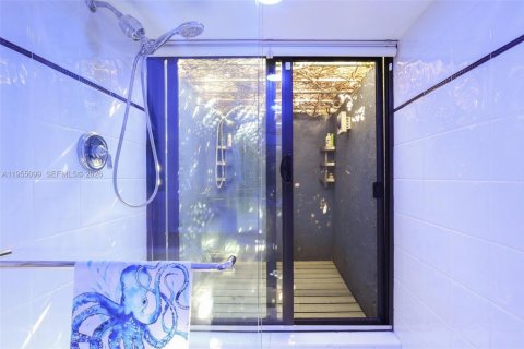 Copropriété à vendre à Miami, Floride: 2 chambres, 111.48 m2 № 2010956 - photo 27