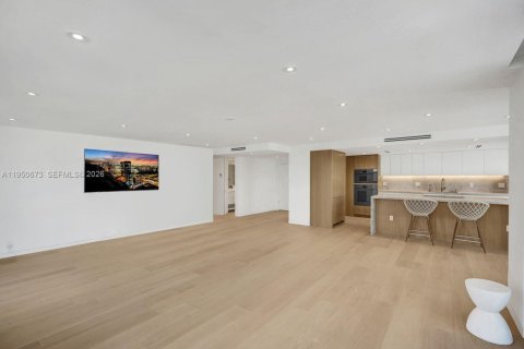 Condominio en alquiler en Key Biscayne, Florida, 3 dormitorios, 165.55 m2 № 2007657 - foto 8