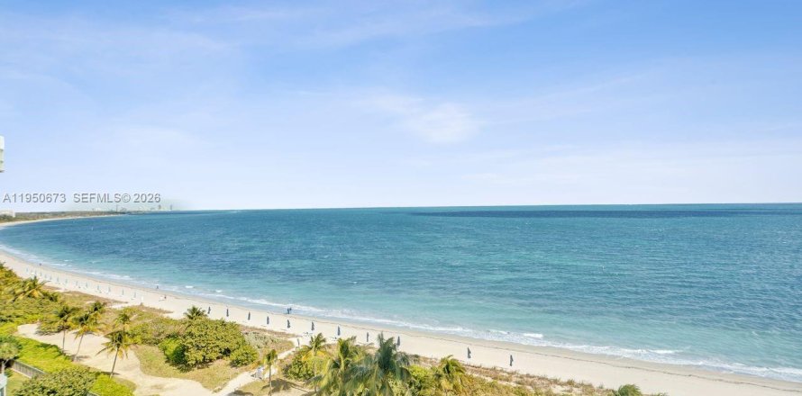 Condominio en Key Biscayne, Florida, 3 dormitorios № 2007657