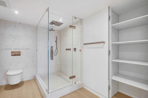 Condominio en alquiler en Key Biscayne, Florida, 3 dormitorios, 165.55 m2 № 2007657 - foto 30