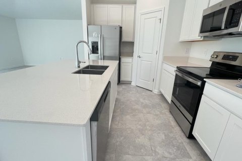 Villa ou maison à louer à Davenport, Floride: 3 chambres, 144.46 m2 № 2094652 - photo 4
