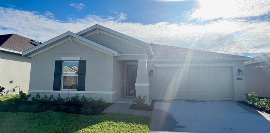 Villa ou maison à ASTONIA à Davenport, Floride 3 chambres, 144.46 m2 № 2094652