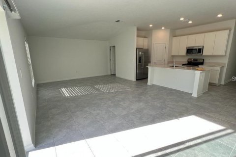 Villa ou maison à louer à Davenport, Floride: 3 chambres, 144.46 m2 № 2094652 - photo 3