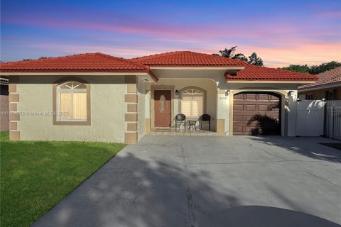 Villa ou maison à vendre à Miami Gardens, Floride: 3 chambres, 126.16 m2 № 1727717 - photo 16