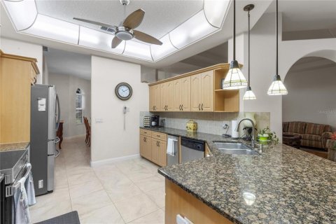 House in Homosassa, Florida 4 bedrooms, 257.53 sq.m. № 1847170 - photo 12