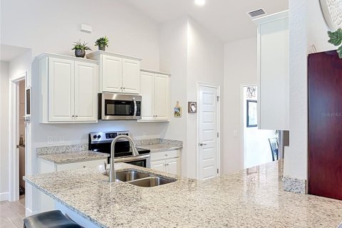 Casa en venta en North Port, Florida, 4 dormitorios, 201.51 m2 № 2387626 - foto 16
