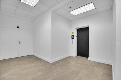 Immobilier commercial à vendre à Jacksonville, Floride № 2233951 - photo 17