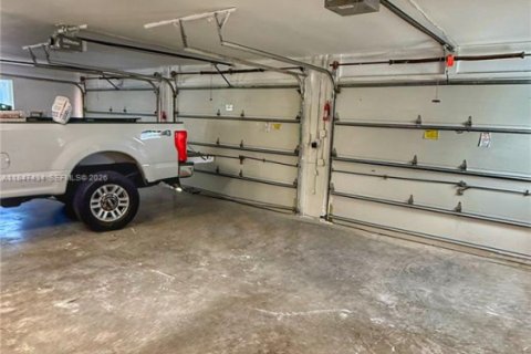 Купить виллу или дом в Корал-Гейблс, Флорида 7 спален, 994.61м2, № 1935930 - фото 23