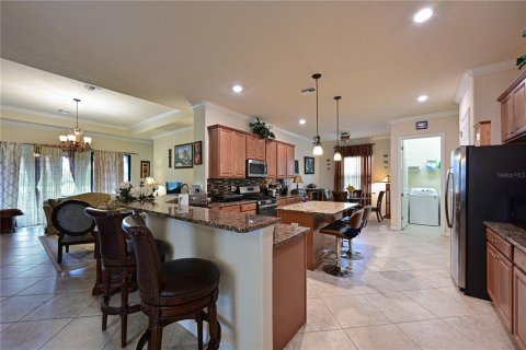 House in Bradenton, Florida 4 bedrooms, 207.26 sq.m. № 1893868 - photo 5