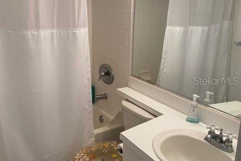 Copropriété à louer à Sarasota, Floride: 2 chambres, 113.71 m2 № 2102367 - photo 13