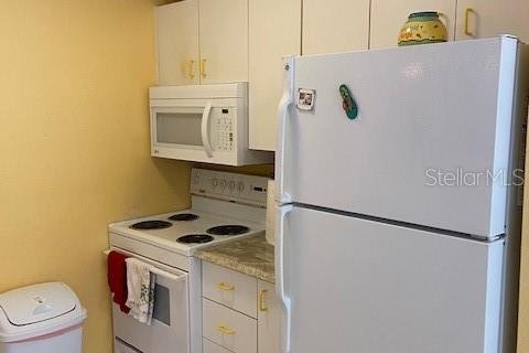 Copropriété à louer à Sarasota, Floride: 2 chambres, 113.71 m2 № 2102367 - photo 3