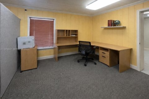 Immobilier commercial à vendre à Pompano Beach, Floride № 2040089 - photo 7