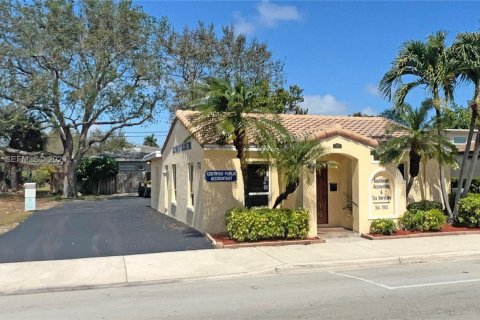 Immobilier commercial à Pompano Beach, Floride № 2040089